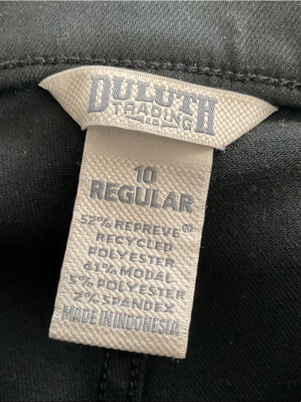Duluth Trading Co Black Cropped Straight-Leg Work Pants - Picture 2 of 3
